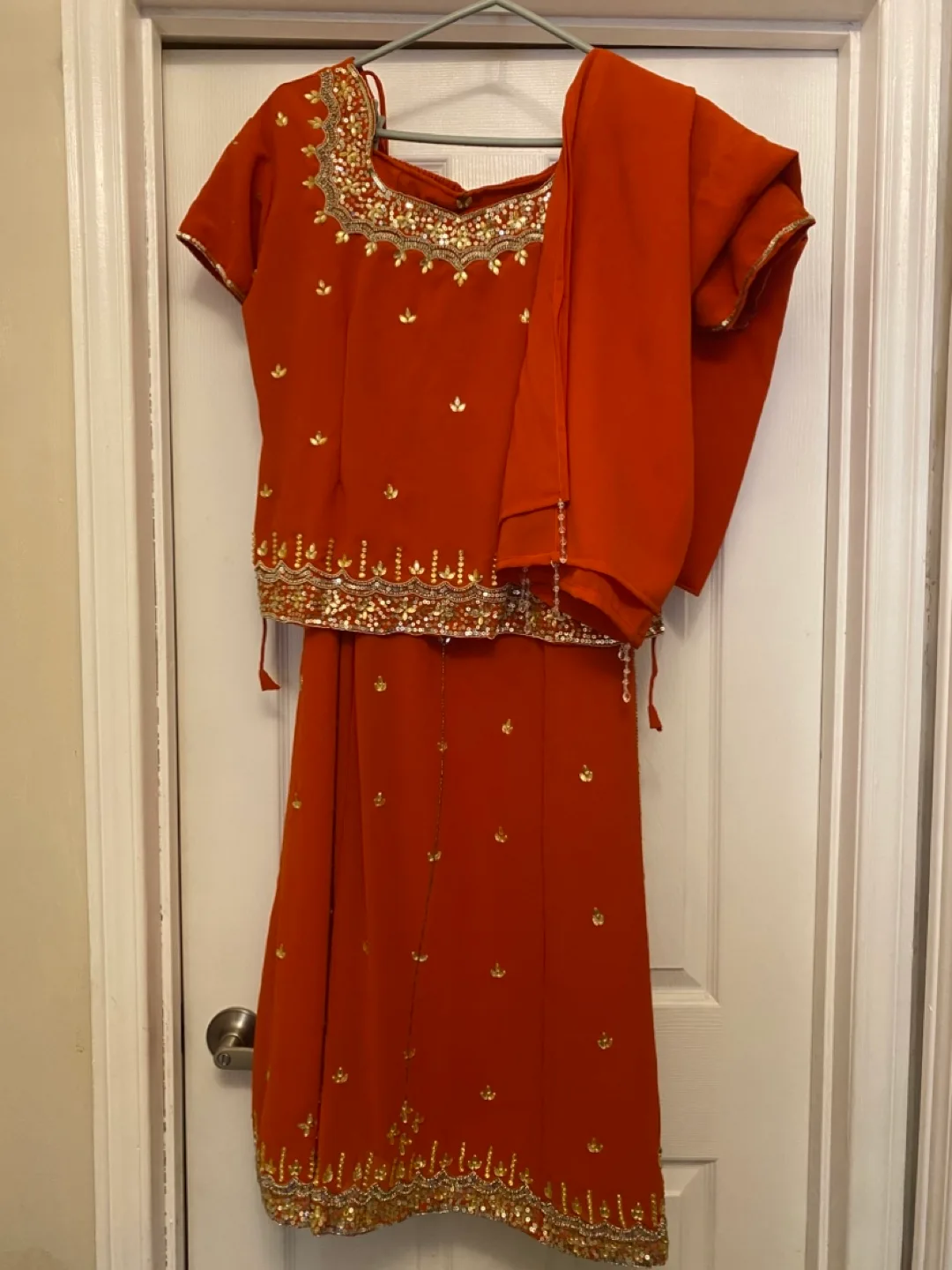 Orange sari thumbnail