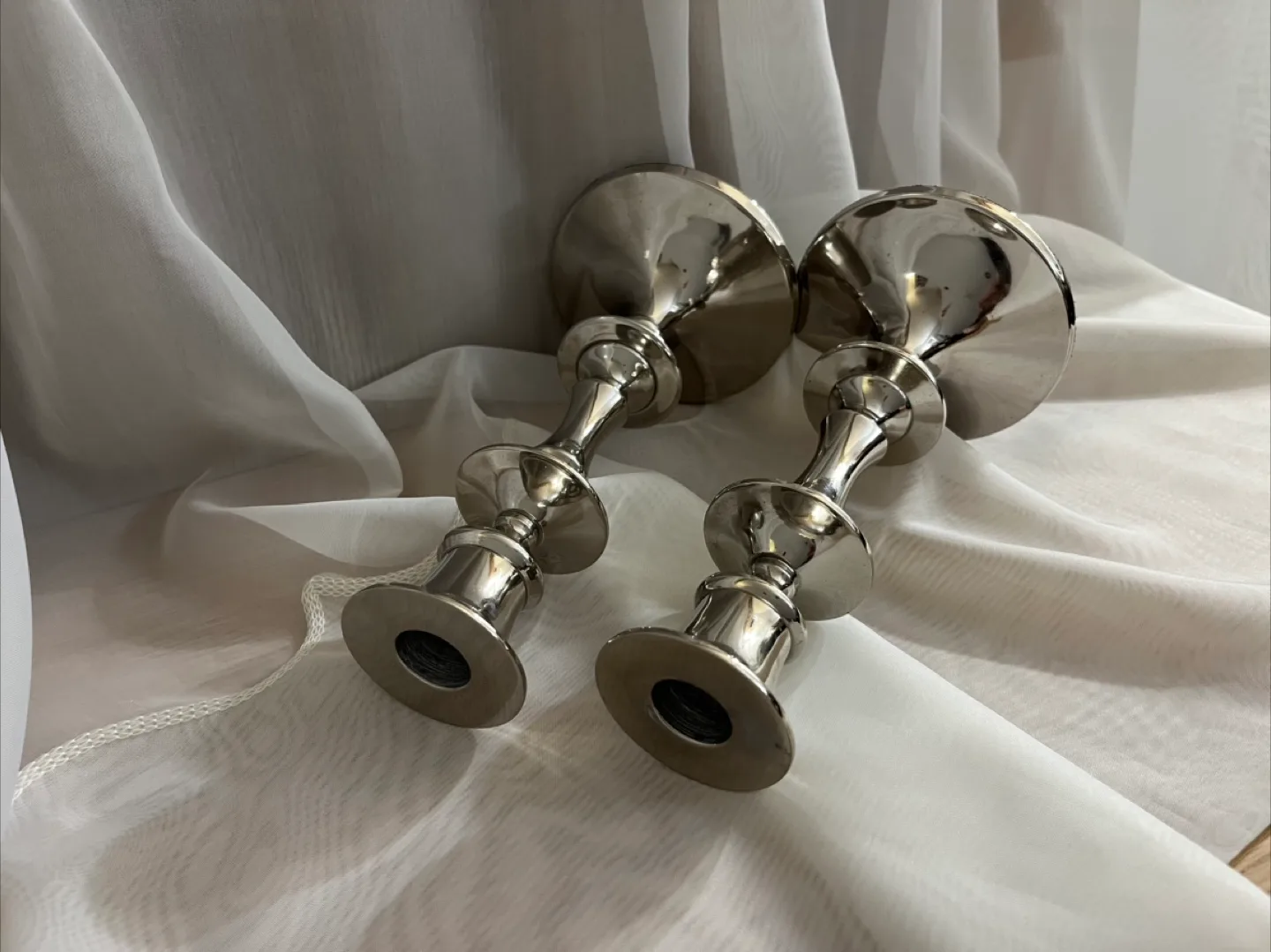 Silver Metal Candlestick Holders - Set of 2 image indicator(8)