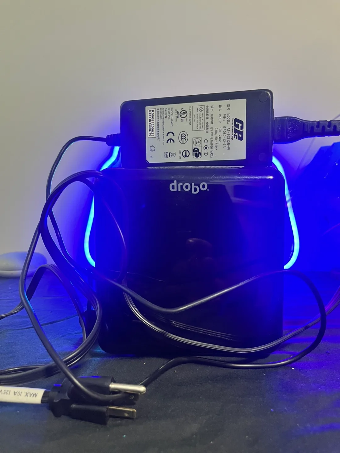 Drobo DR04D-U Data Robotics Storage Array thumbnail
