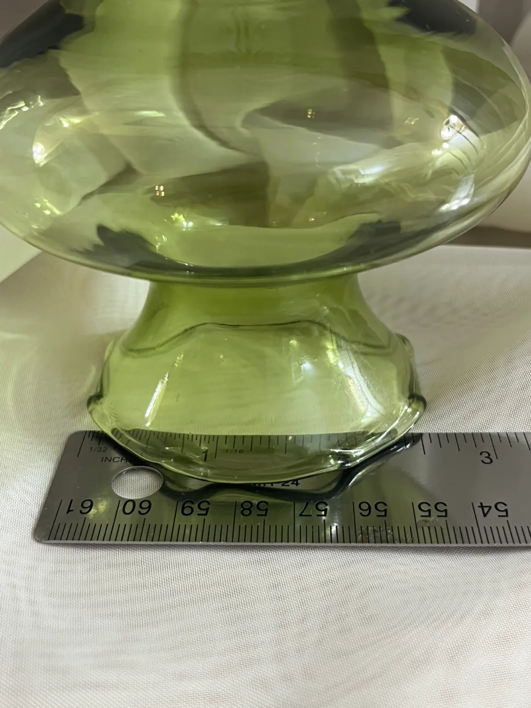Green Glass Vase image indicator(4)