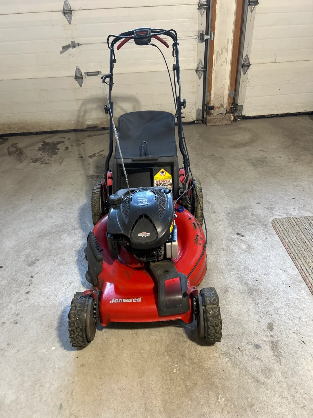 Jonsered 700 Briggs & Stratton Lawn Mower image indicator(2)