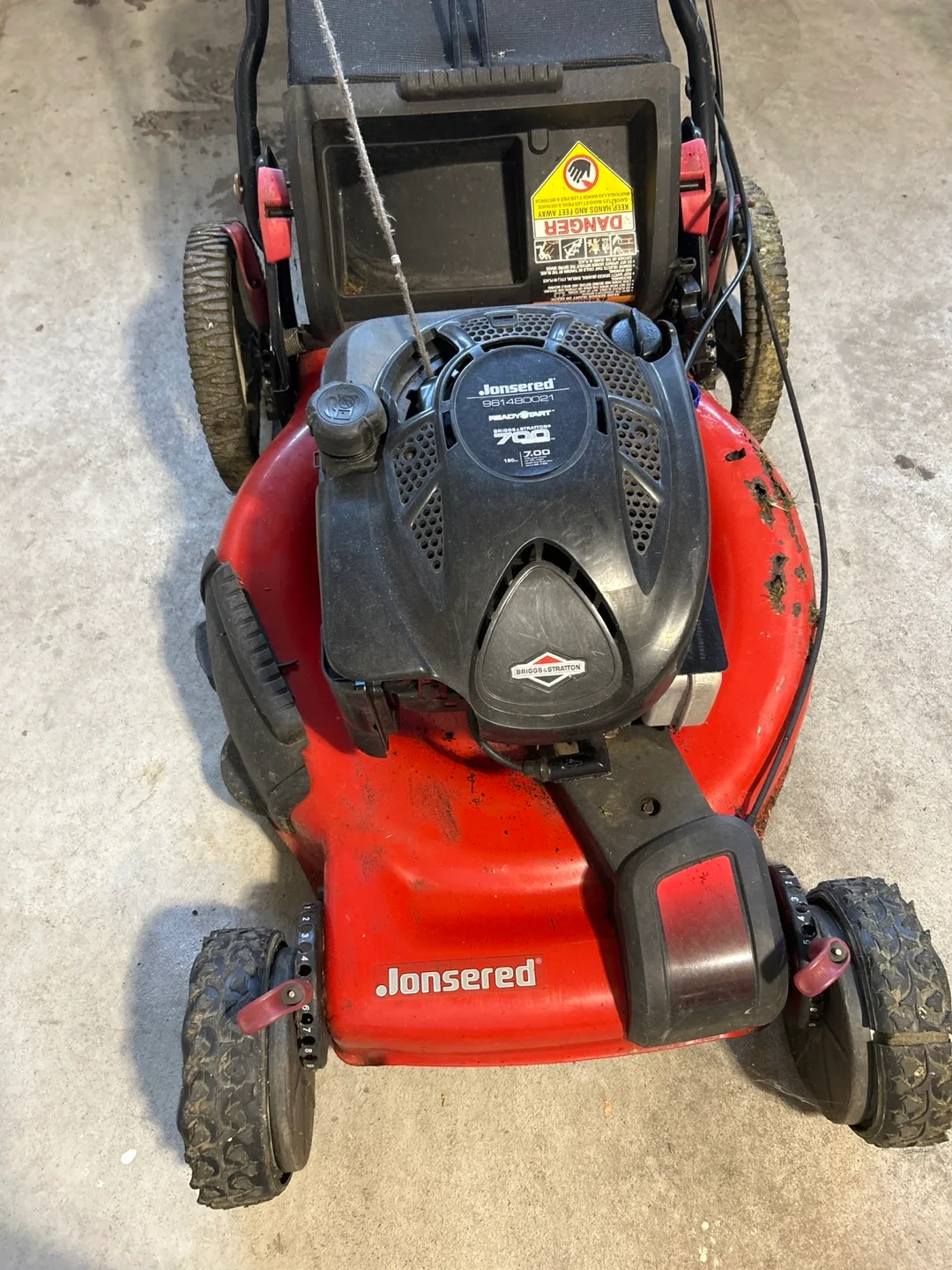 Jonsered 700 Briggs & Stratton Lawn Mower image indicator(3)