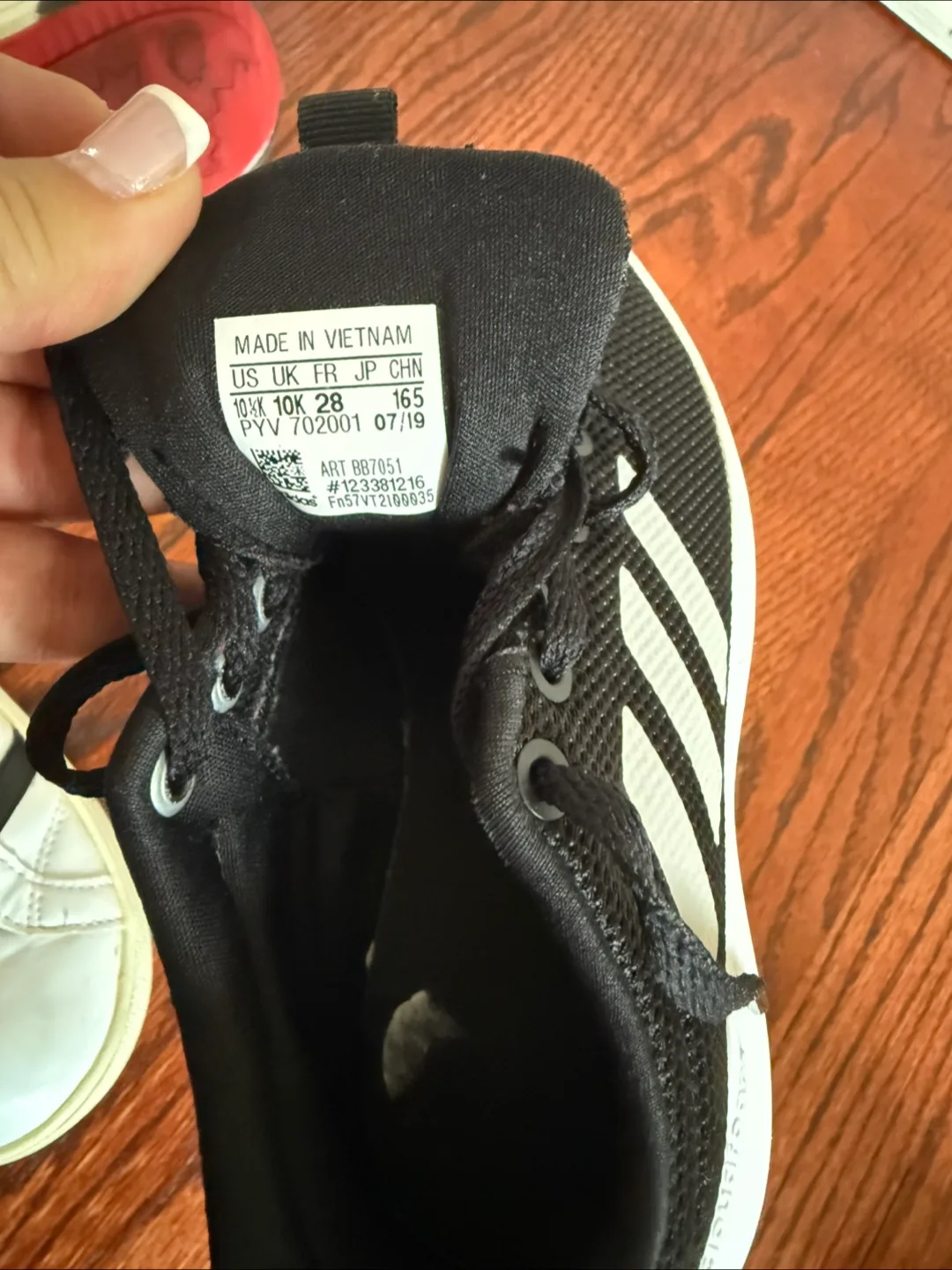 Adidas Lite Racer CLN Kids Black Sneakers - Size 10.5K image indicator(3)