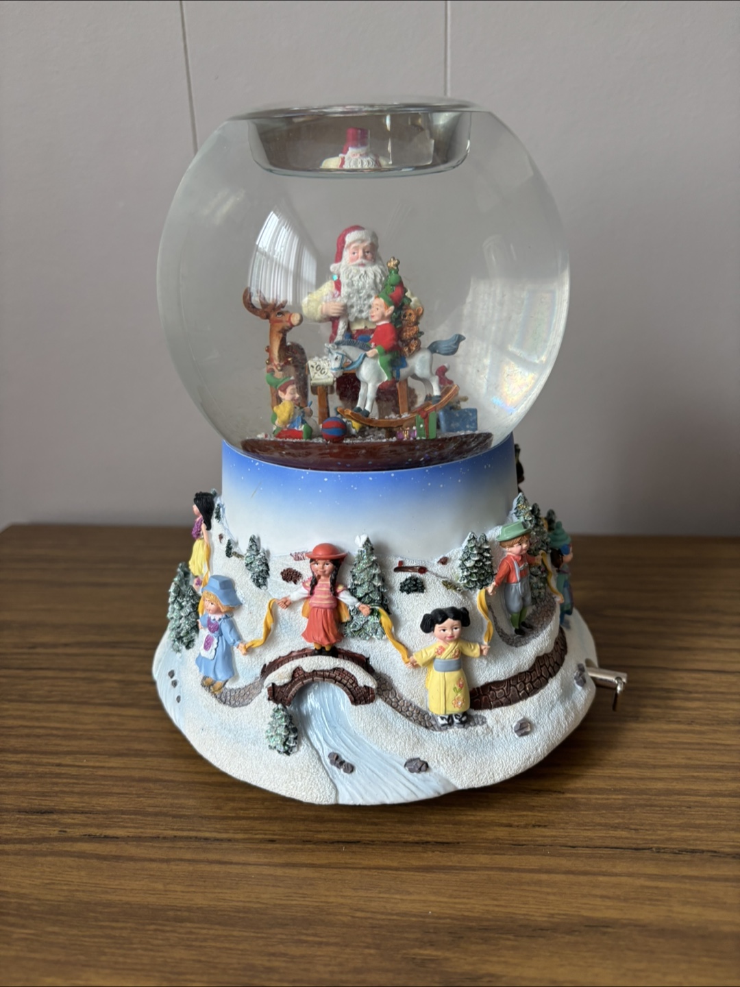 Christmas Snow Globe with Santa
