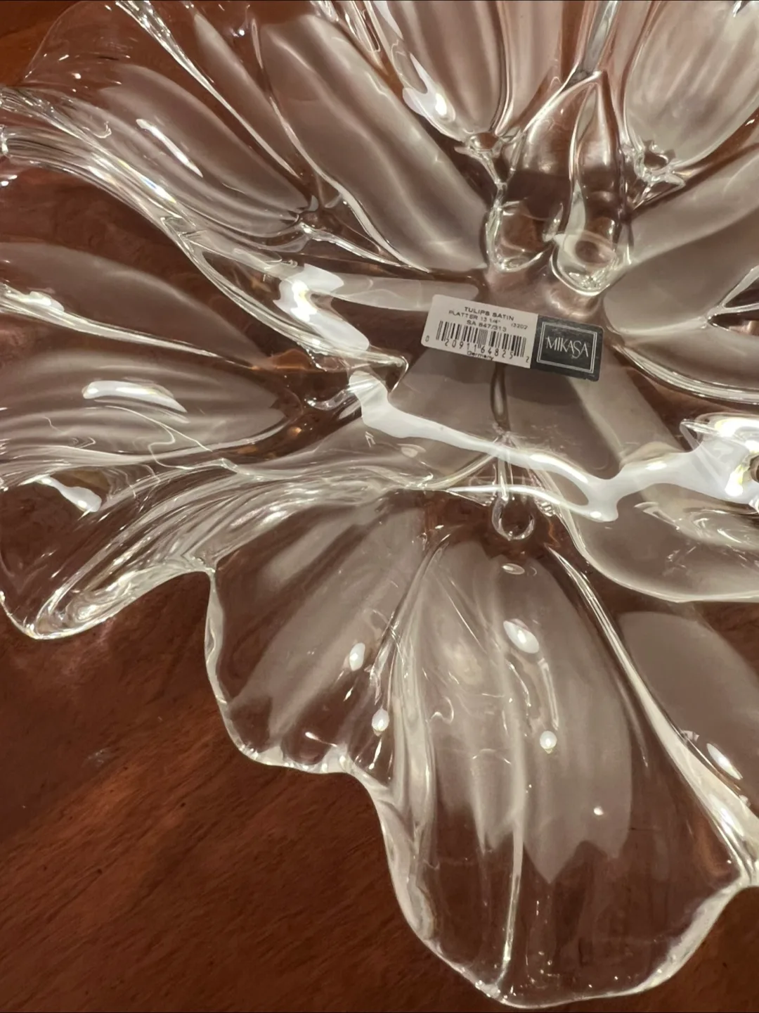 Mikasa Tulips Satin Platter 13 1/4" image indicator(7)