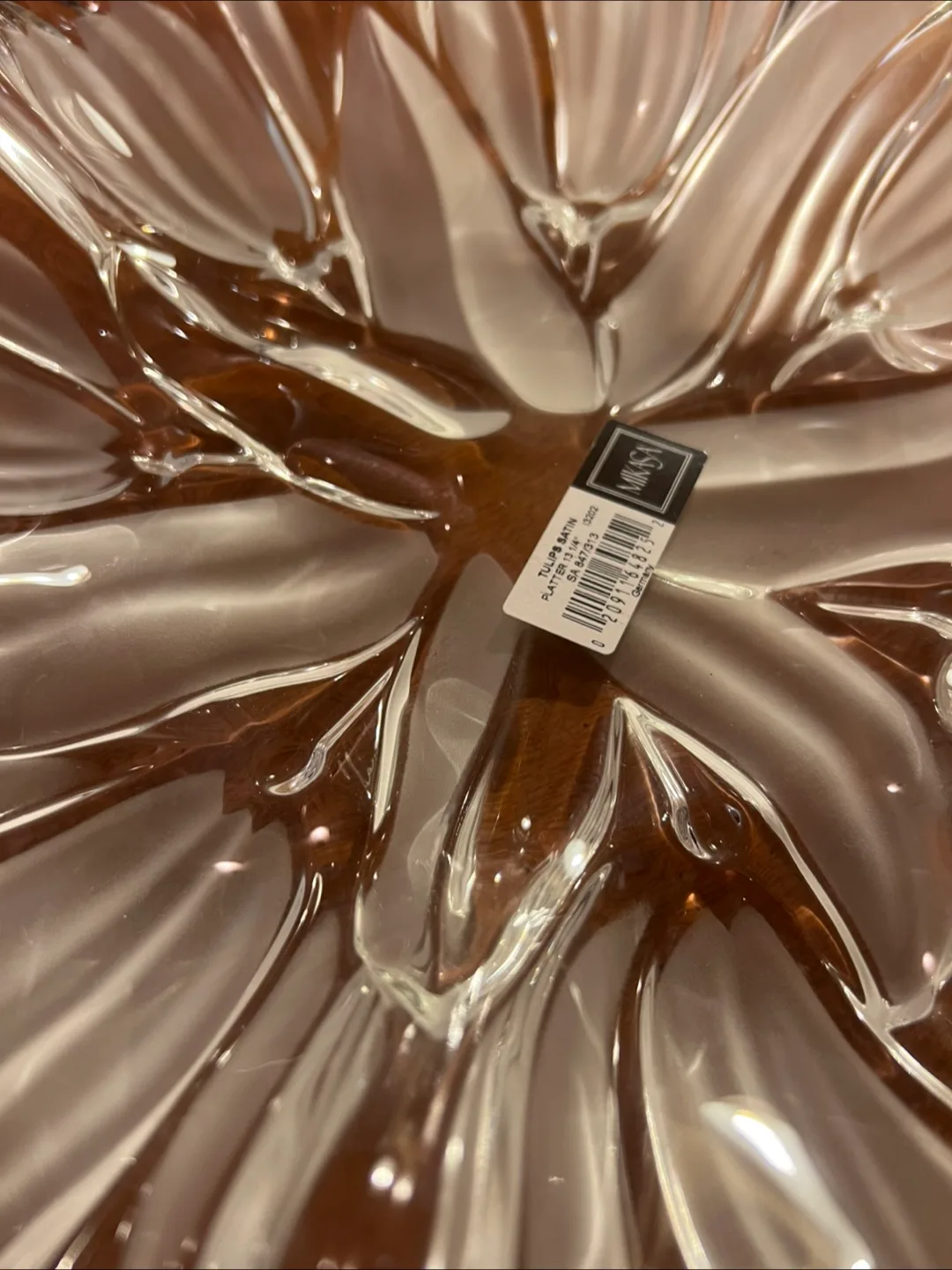 Mikasa Tulips Satin Platter 13 1/4" image indicator(8)