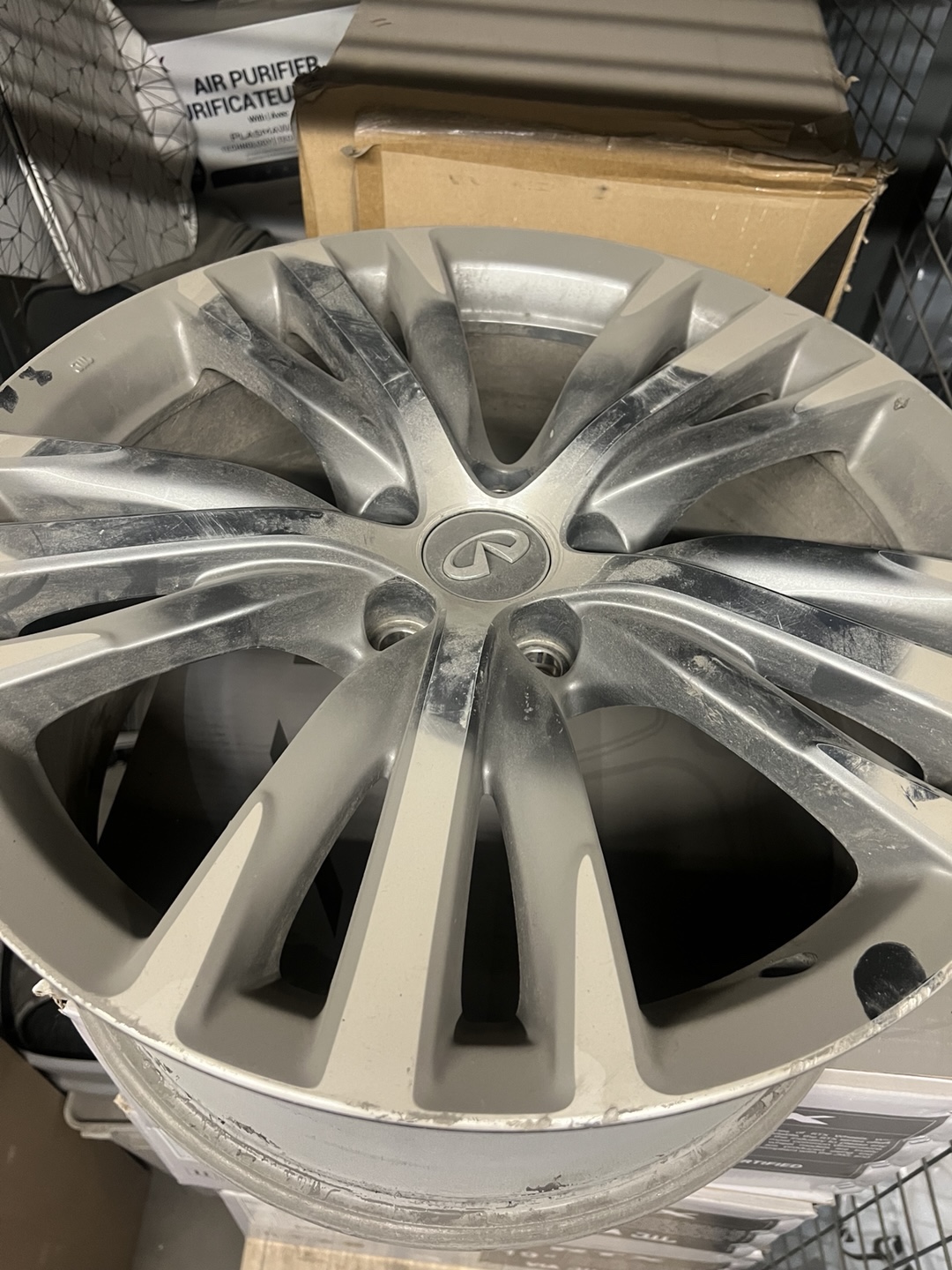 Infiniti 19" Rim - Set of 4