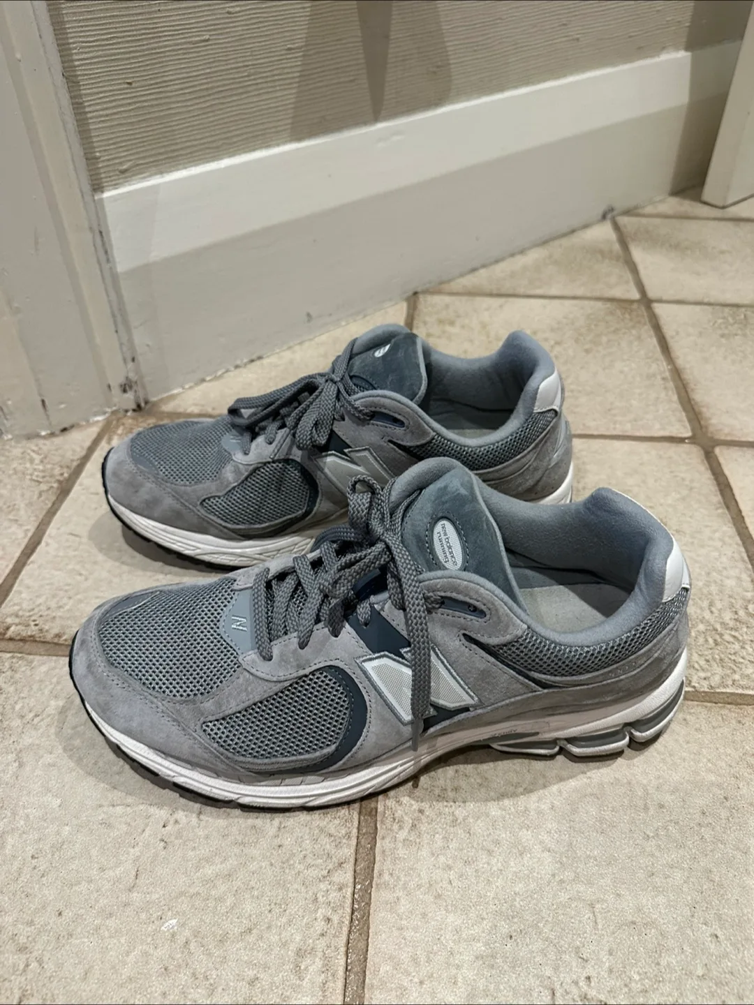 New Balance 2002R Grey Sneakers US 12 men’s image indicator(2)