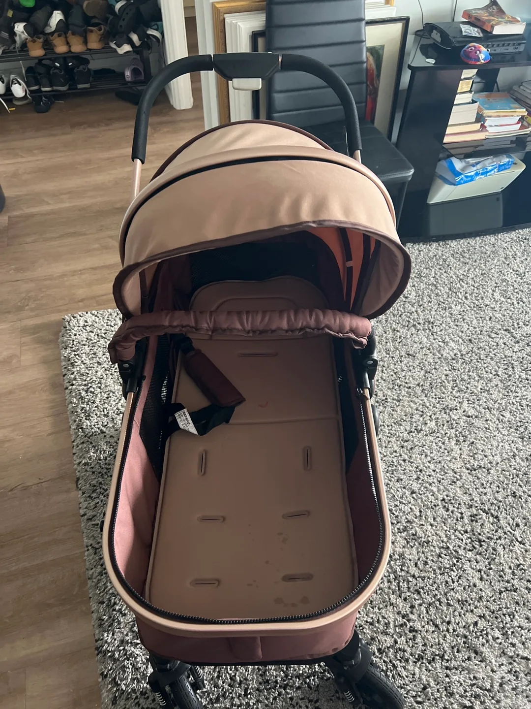 Brown Baby Stroller image indicator(2)
