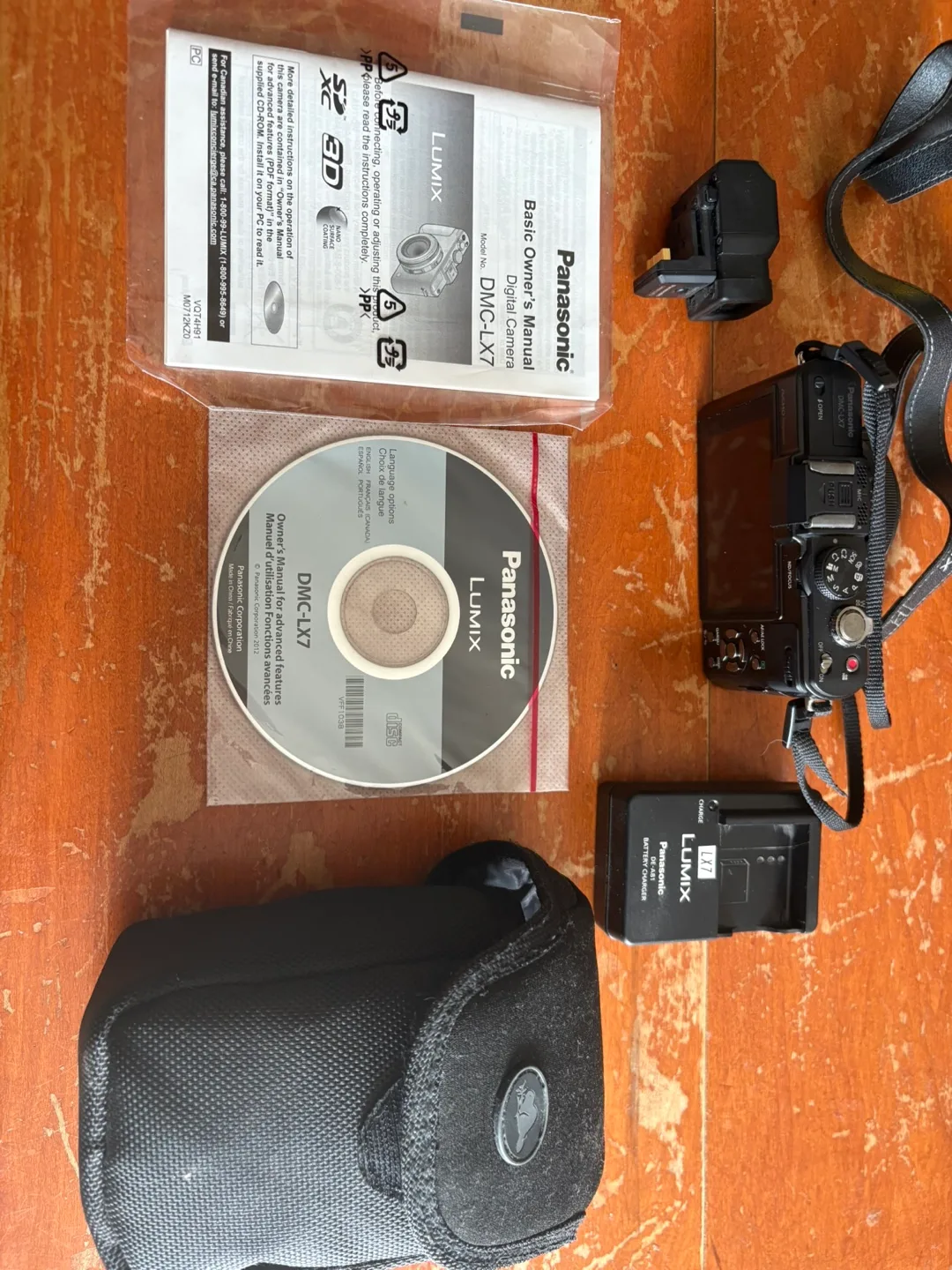 Panasonic Lumix DMC-LX7 Digital Camera image indicator(4)