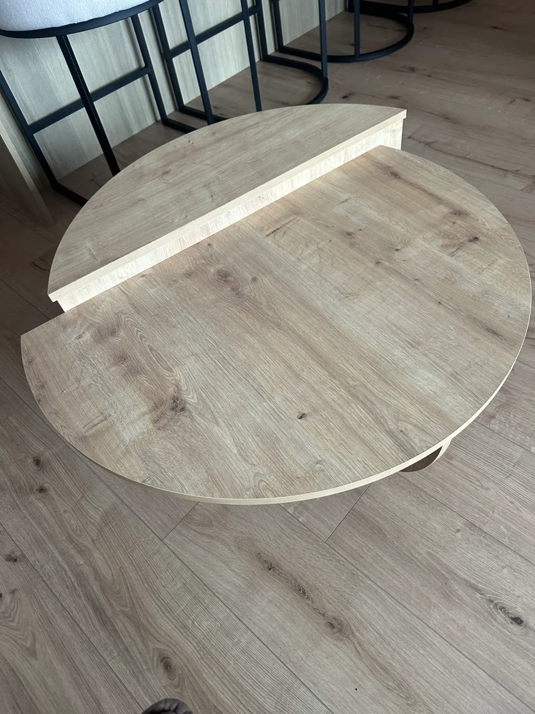 Modern Wooden Round Coffee Table - Oak thumbnail