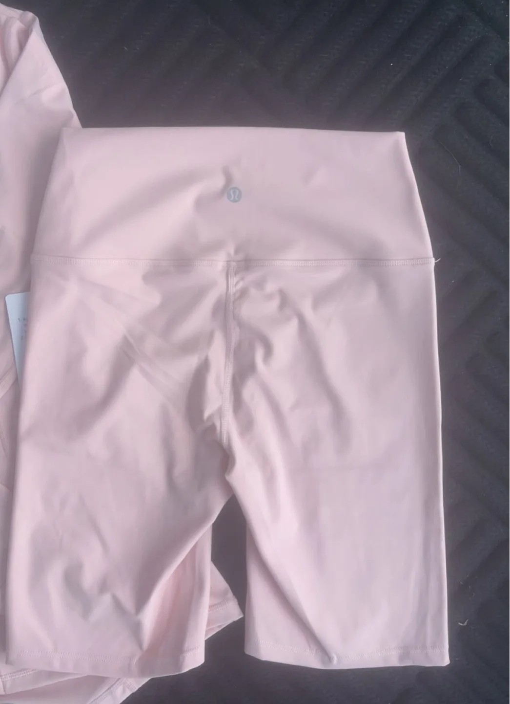 Lululemon Set – Strawberry Milkshake (Size L) image indicator(4)