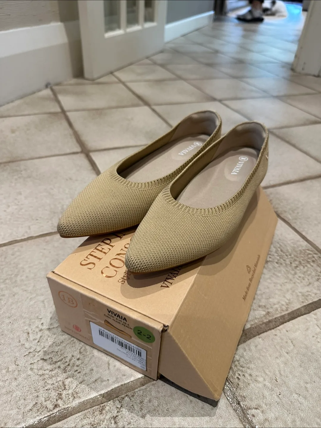 VIVAIA Nude Peach Flats - Size 38.5 women’s image indicator(2)