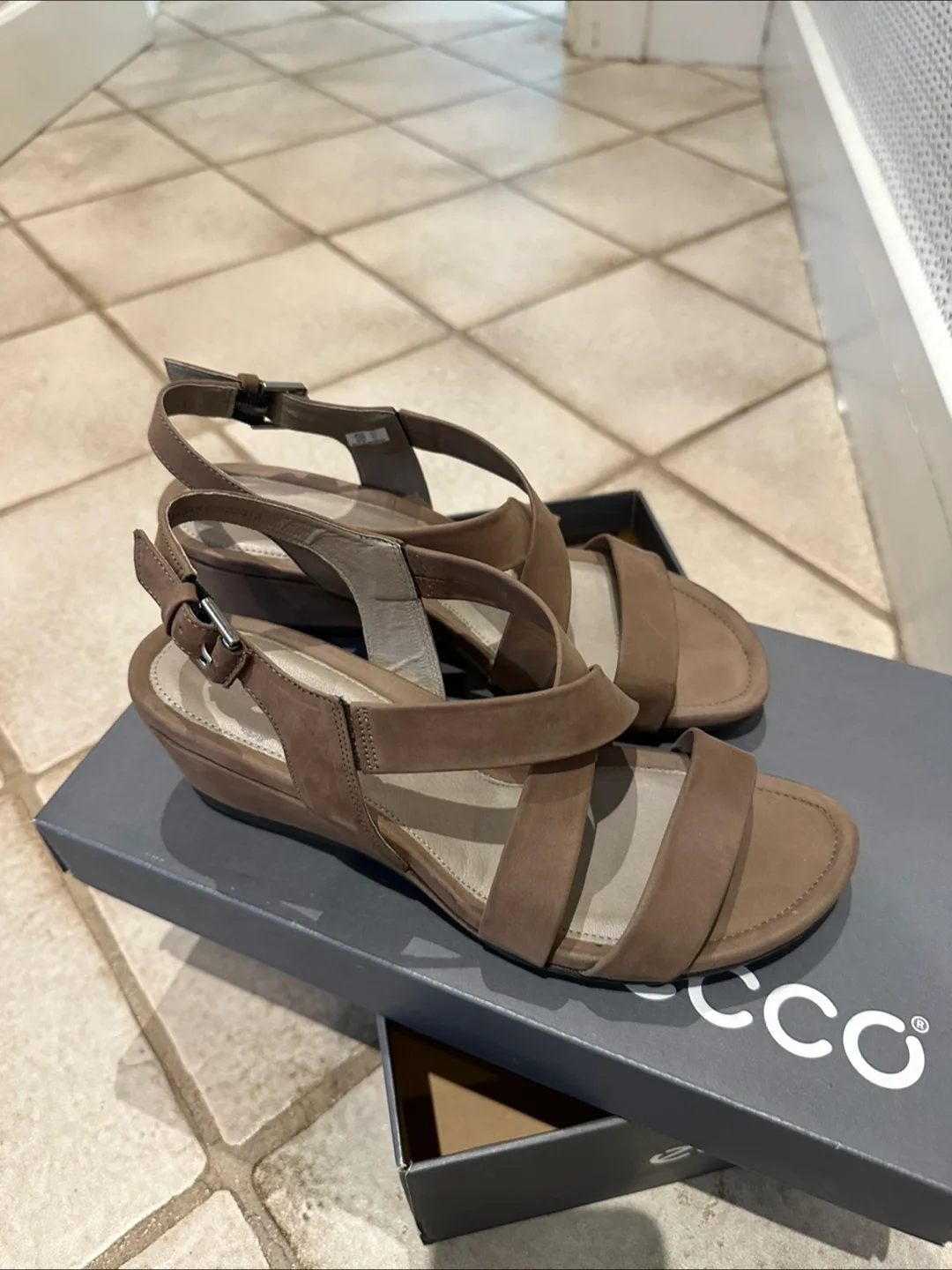 Ecco Touch 45 WS Birch Sandals - Size 37.5 or 6-6.5 US image indicator(4)