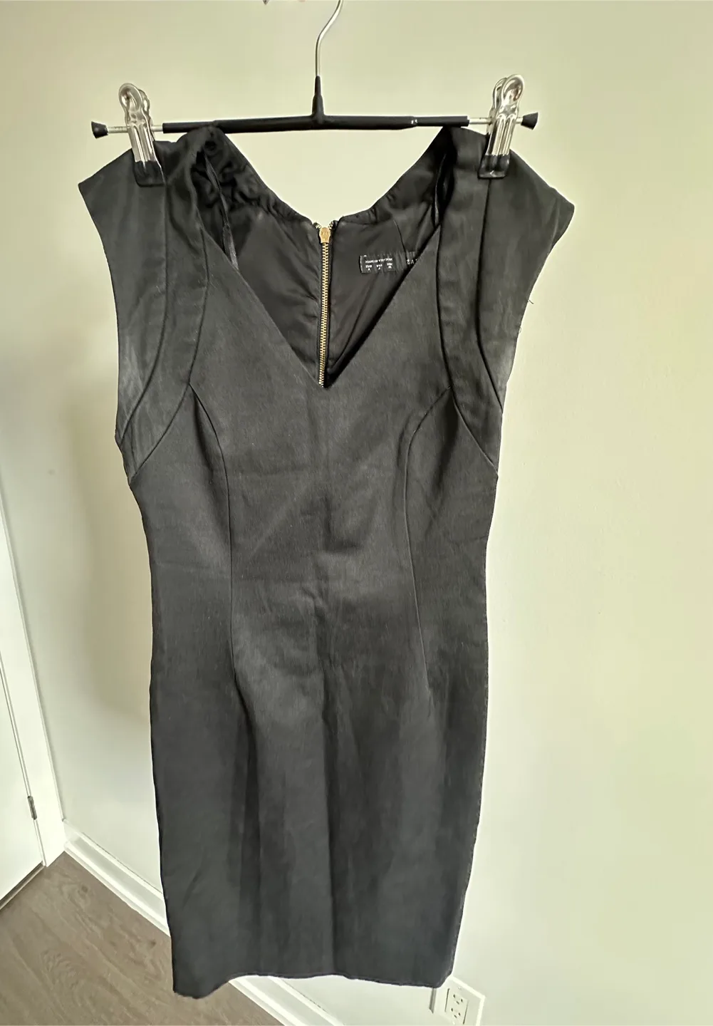 Zara Basic Black Dress - Size S thumbnail