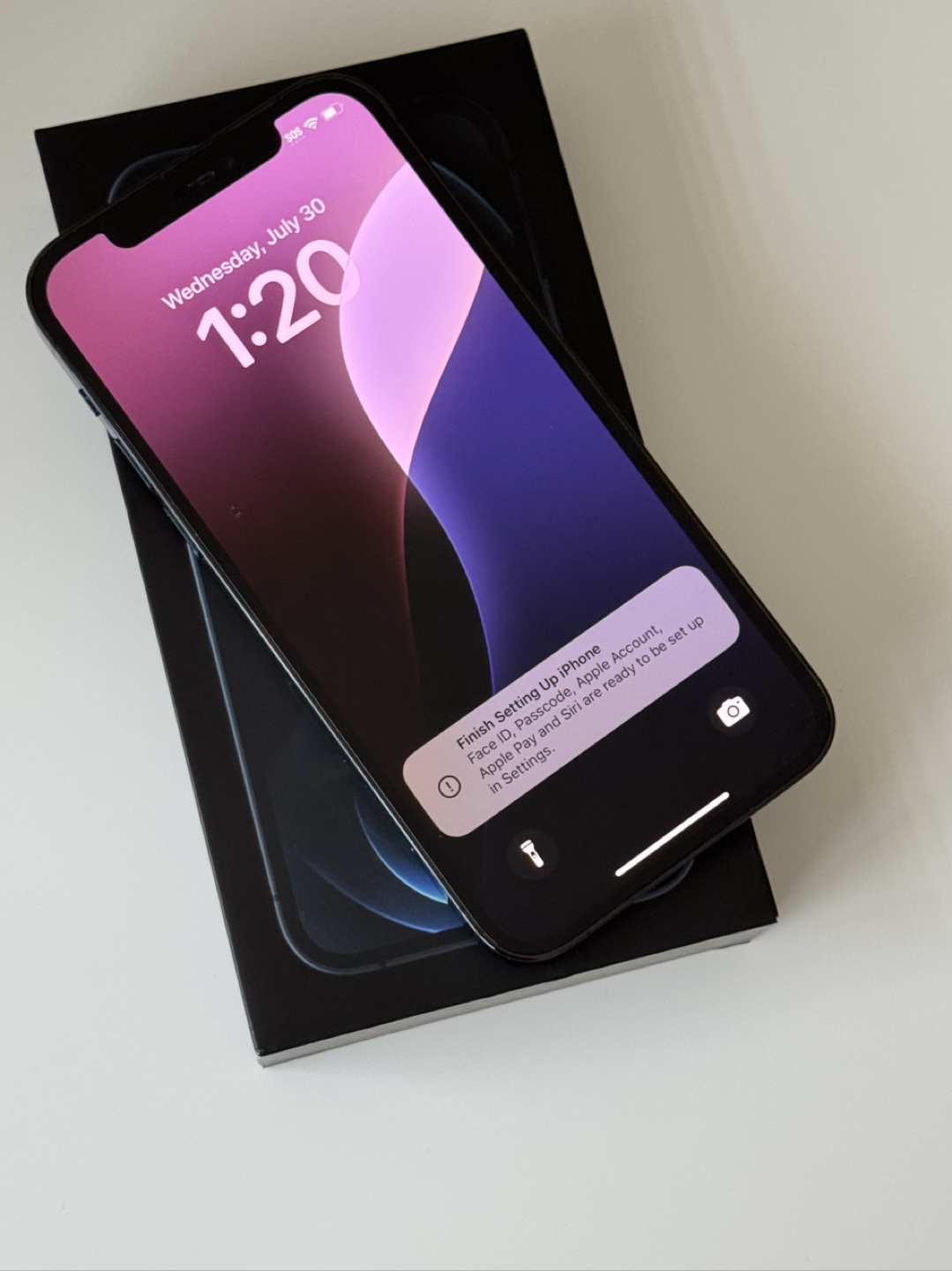 Apple iPhone 12 Pro - Pacific Blue