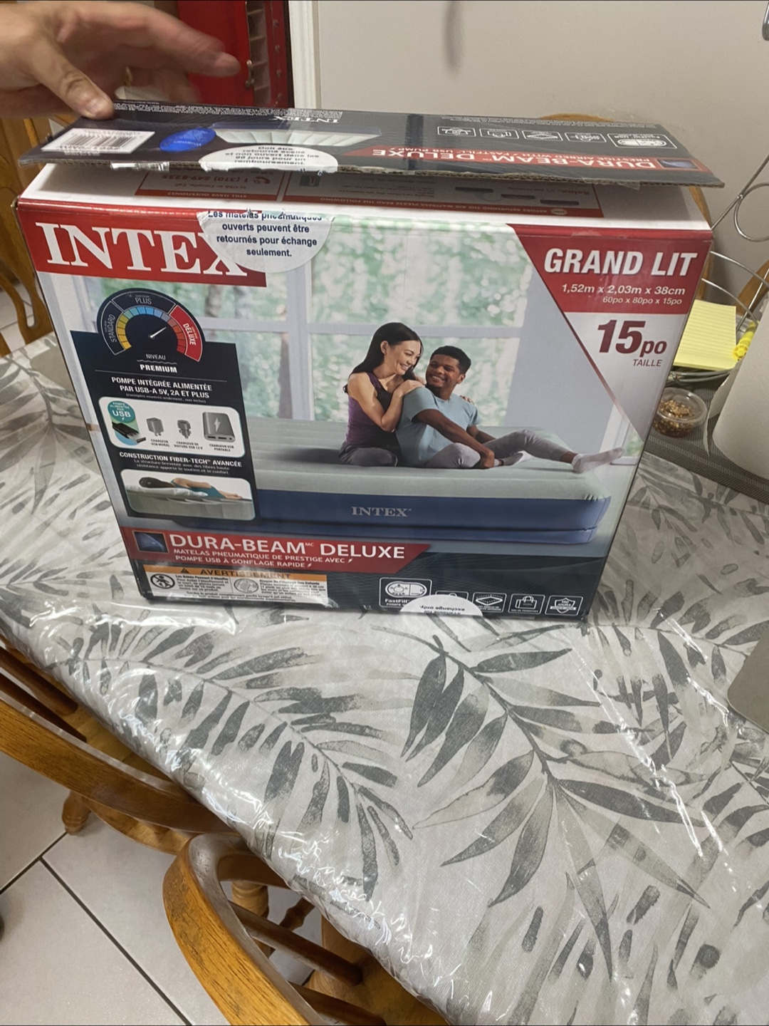 Intex Dura-Beam Deluxe Air Mattress - Grand Lit