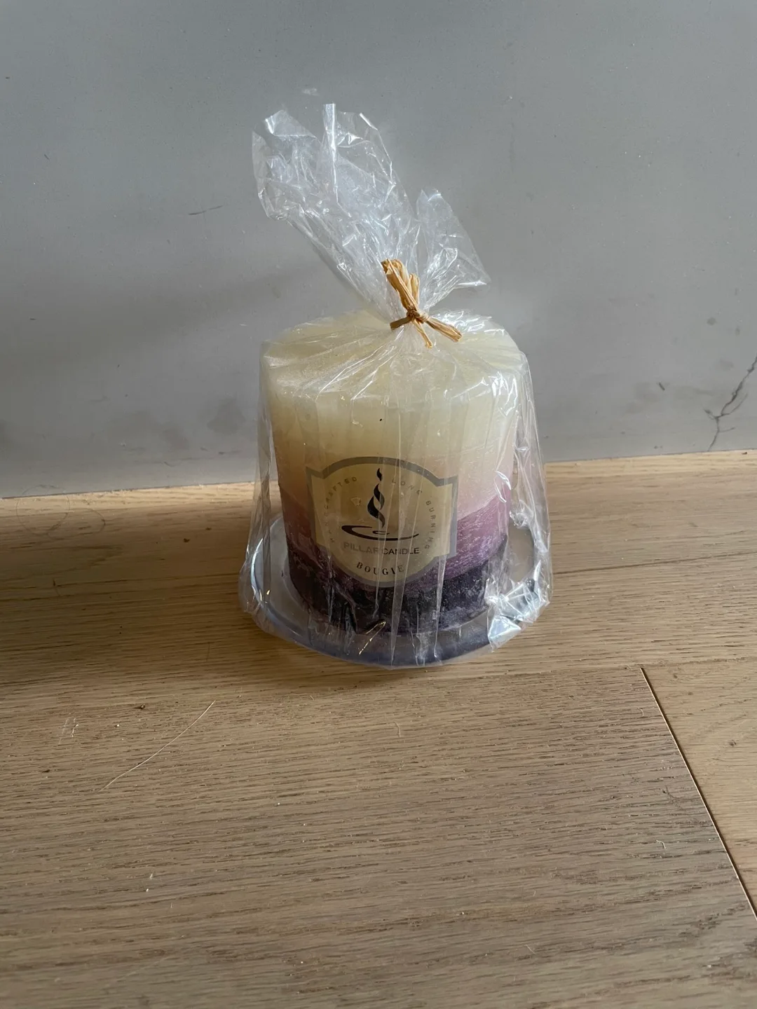 Crafted Pillar Candle Bougie thumbnail