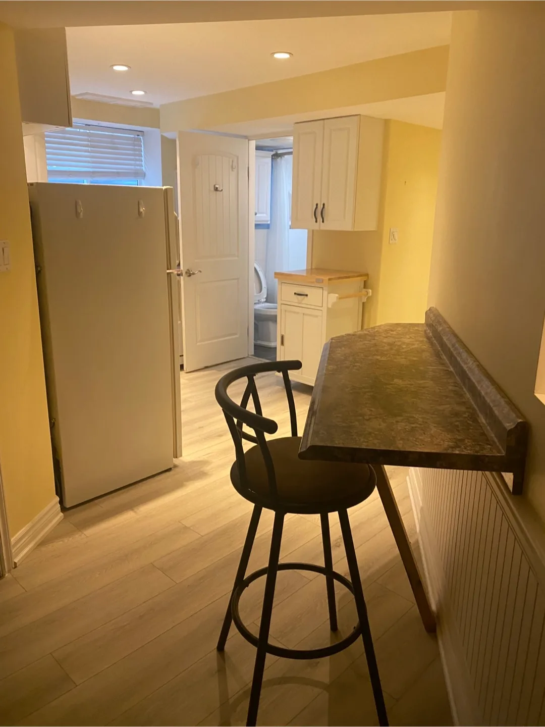 One bedroom One Bathroom Suite thumbnail