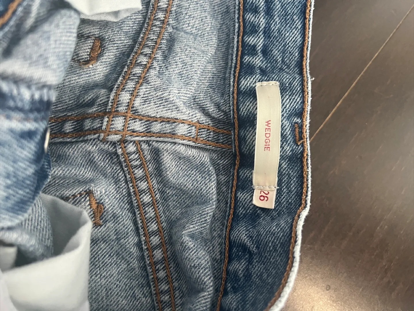 Levi's Wedgie Jeans, Size 26 image indicator(5)