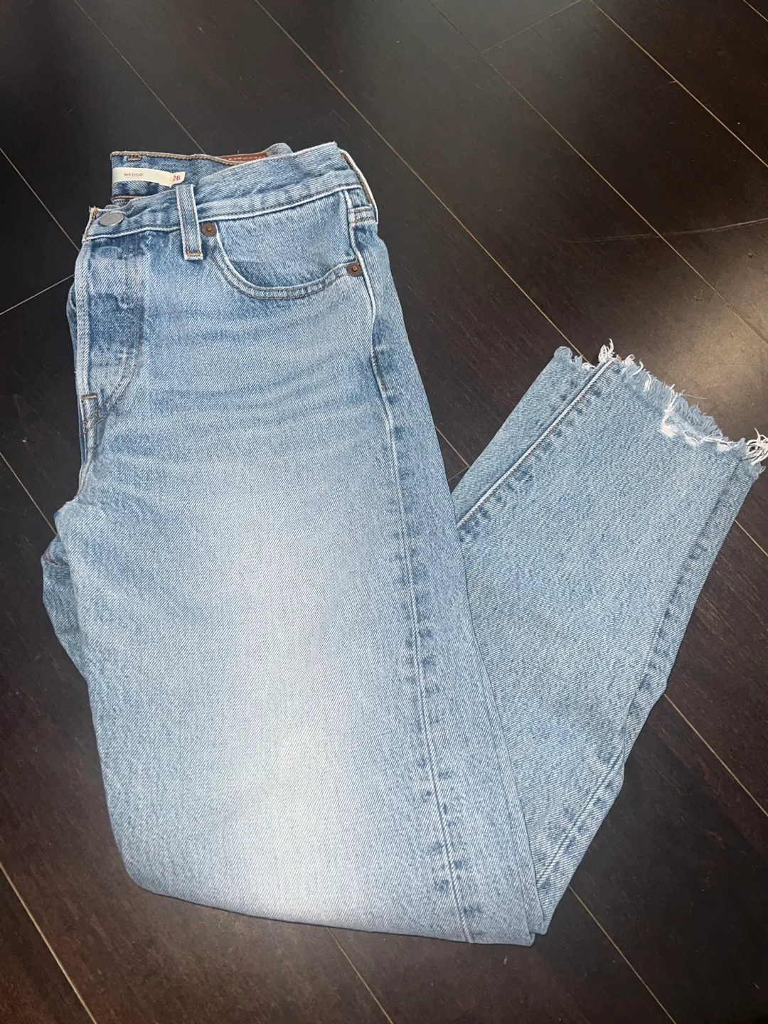 Levi's Wedgie Jeans, Size 26 thumbnail