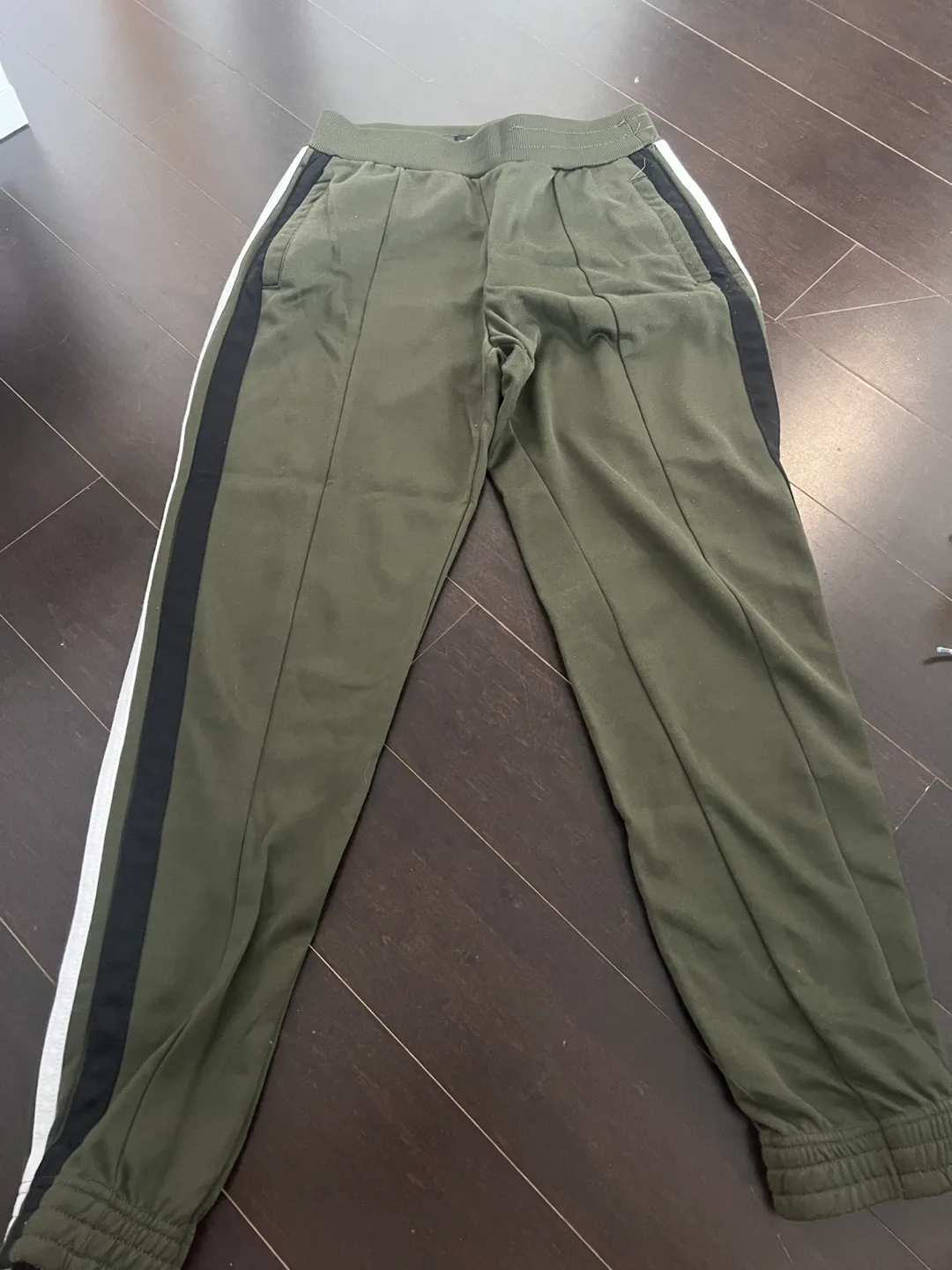 Hollister Olive Green Track Pants - XS image indicator(2)