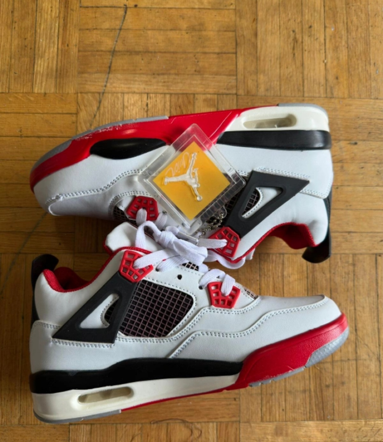 Nike Air Jordan 4 Retro Fire Red Size 7.5