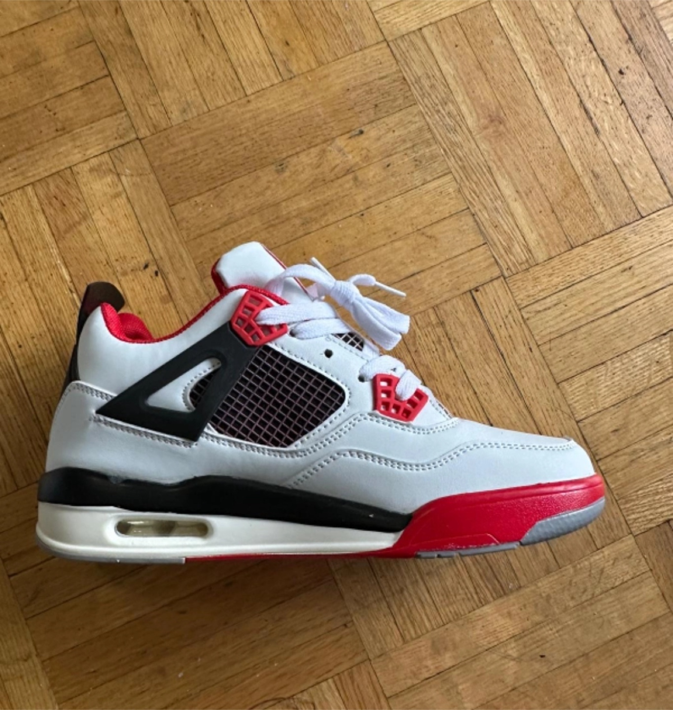 Nike Air Jordan 4 Retro Fire Red Size 7.5 - photo 2