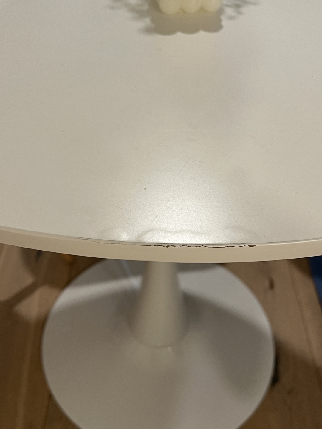 32” Dining table and chairs set - photo 3