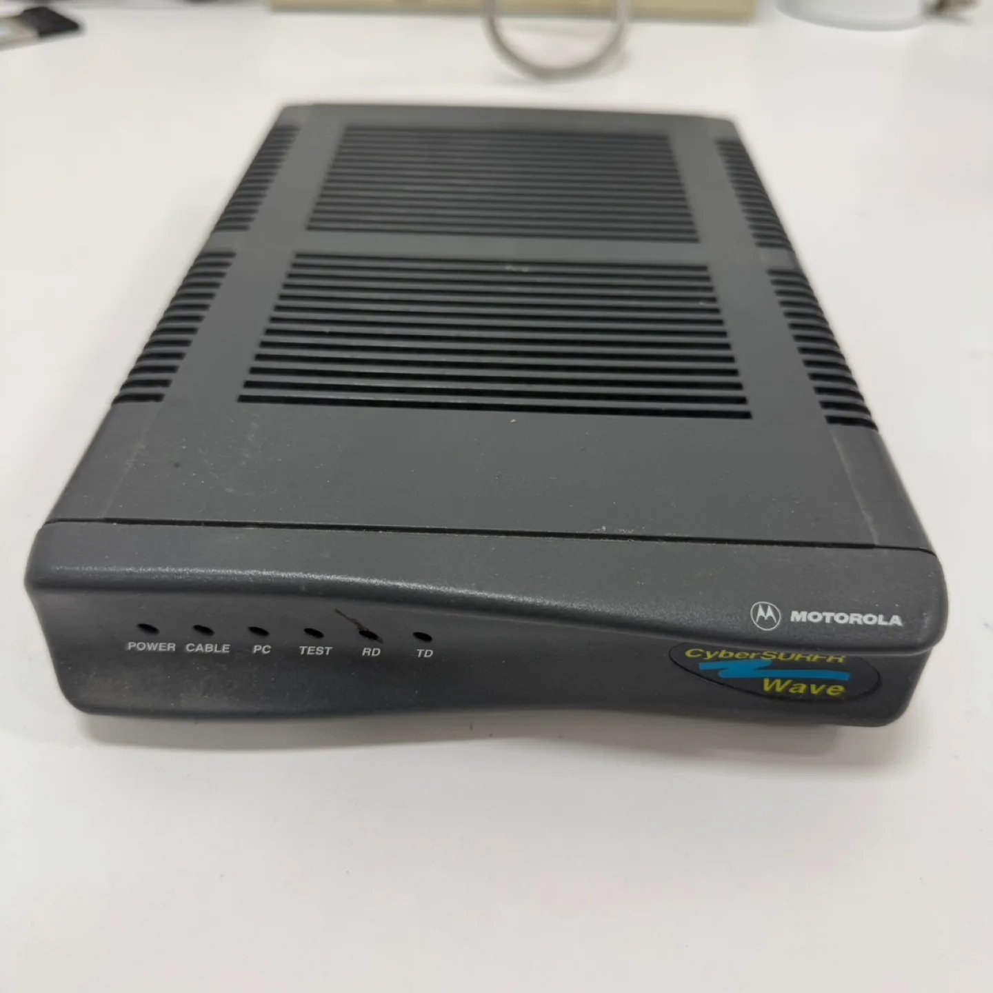 Motorola CyberSURFR Wave Modem thumbnail