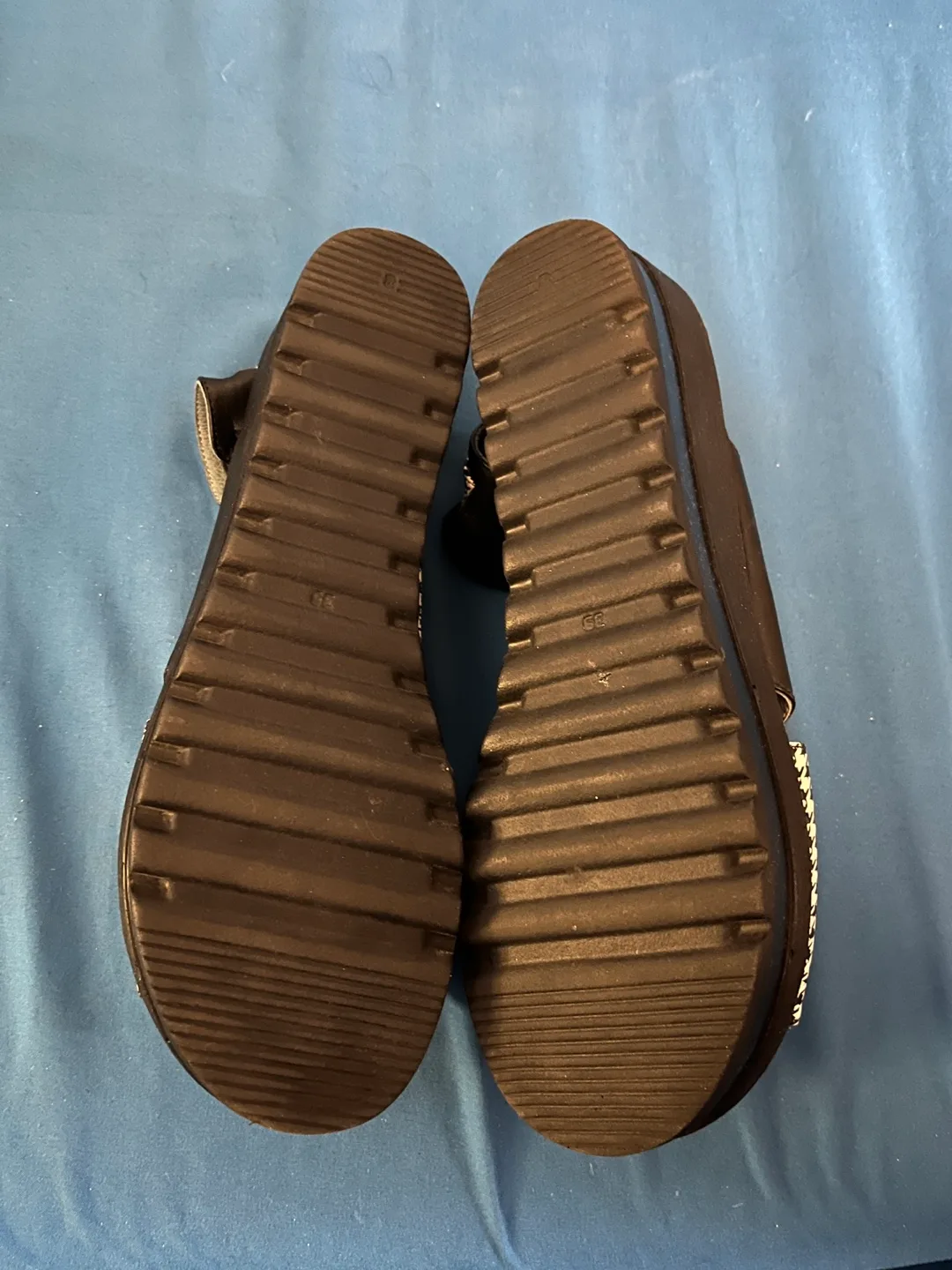 Kfafregel כפפרגל Sandals Size 39 image indicator(2)