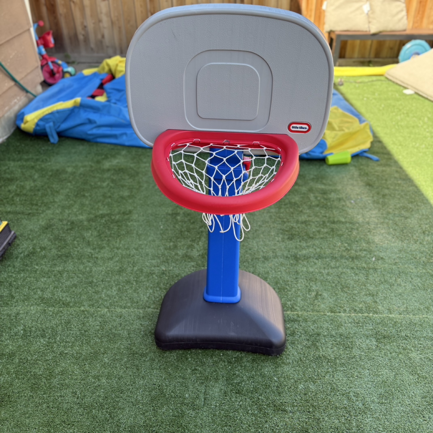 Little Tikes Basketball Set