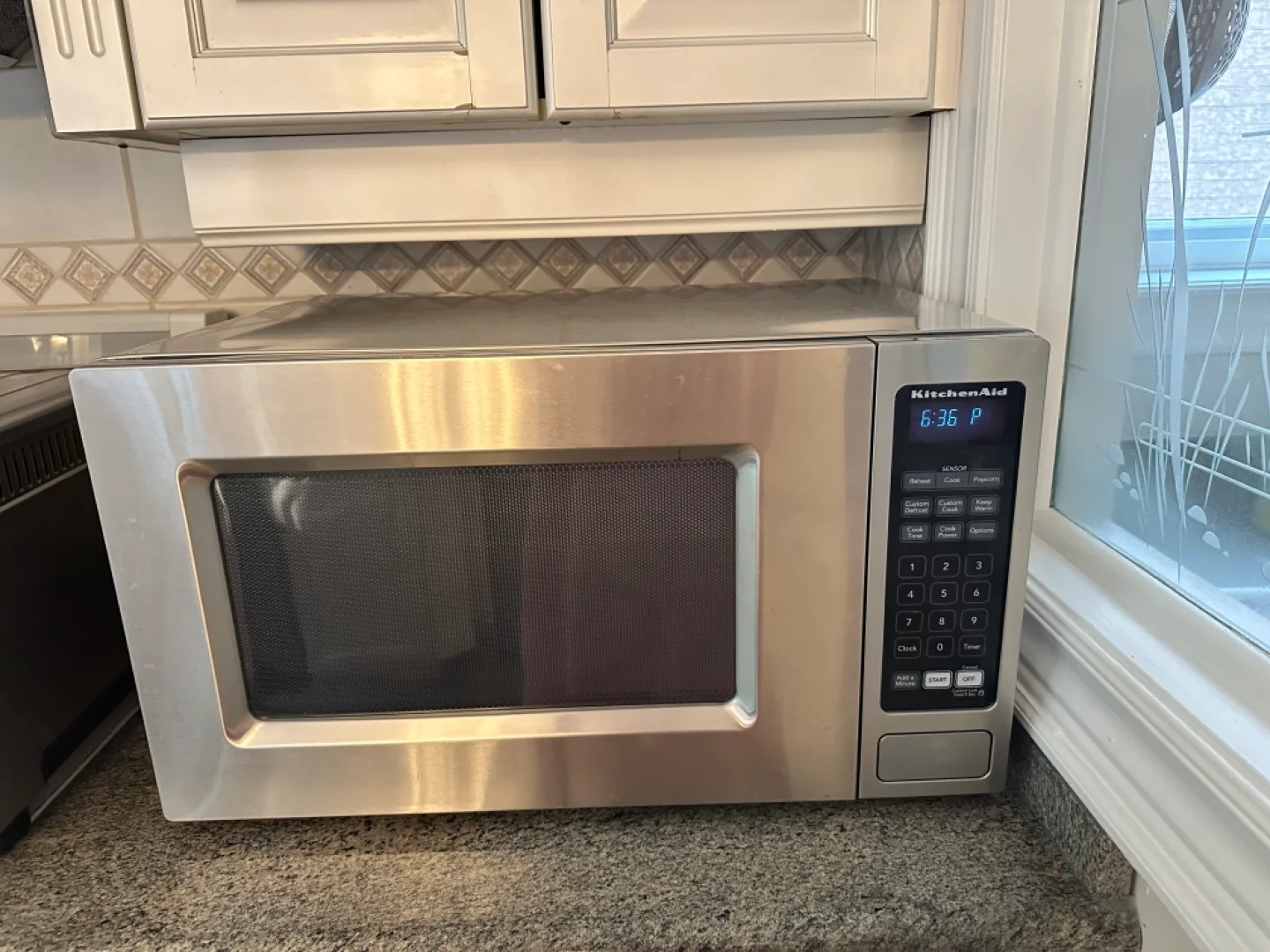 KitchenAid Microwave Oven thumbnail