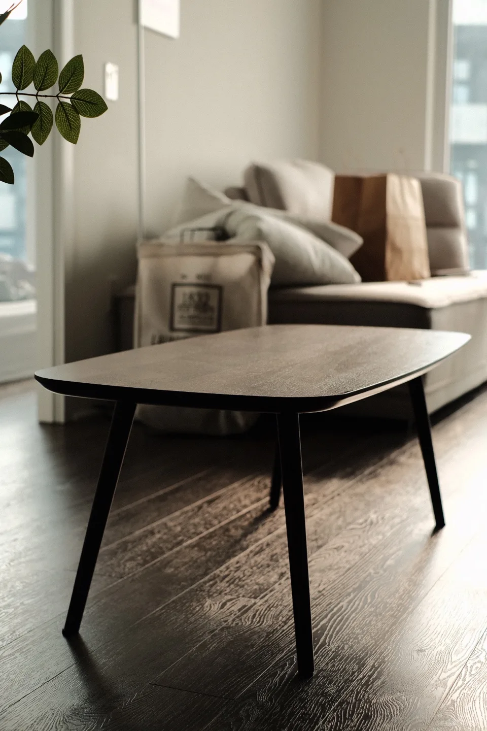 Cozey brand Wooden Coffee Table image indicator(3)