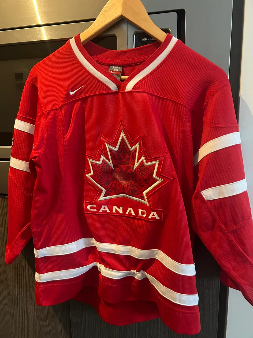 Nike Canada Hockey Jersey - Size S/M thumbnail