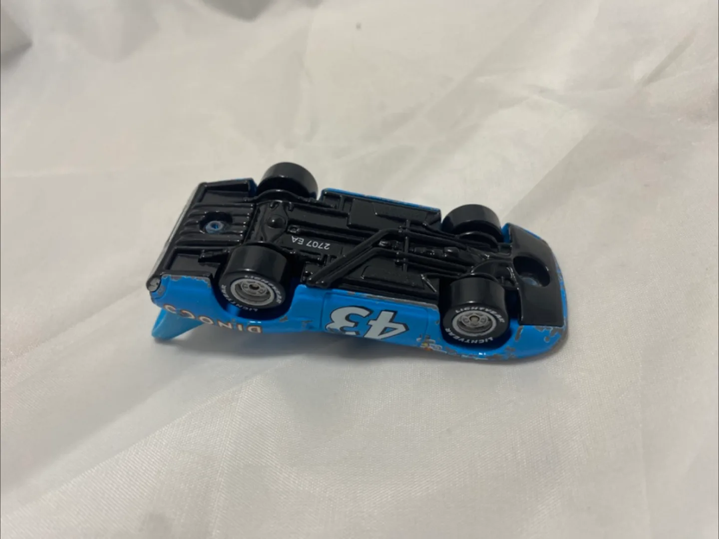 Strip Weathers Superbird #43 Dinoco The King Disney Pixar Cars image indicator(3)