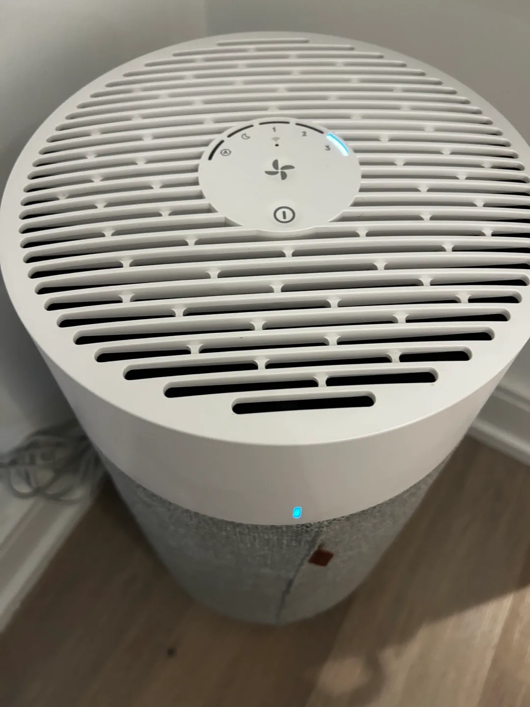 Blueair Blue Pure 411i Max Air Purifier – Like New! thumbnail