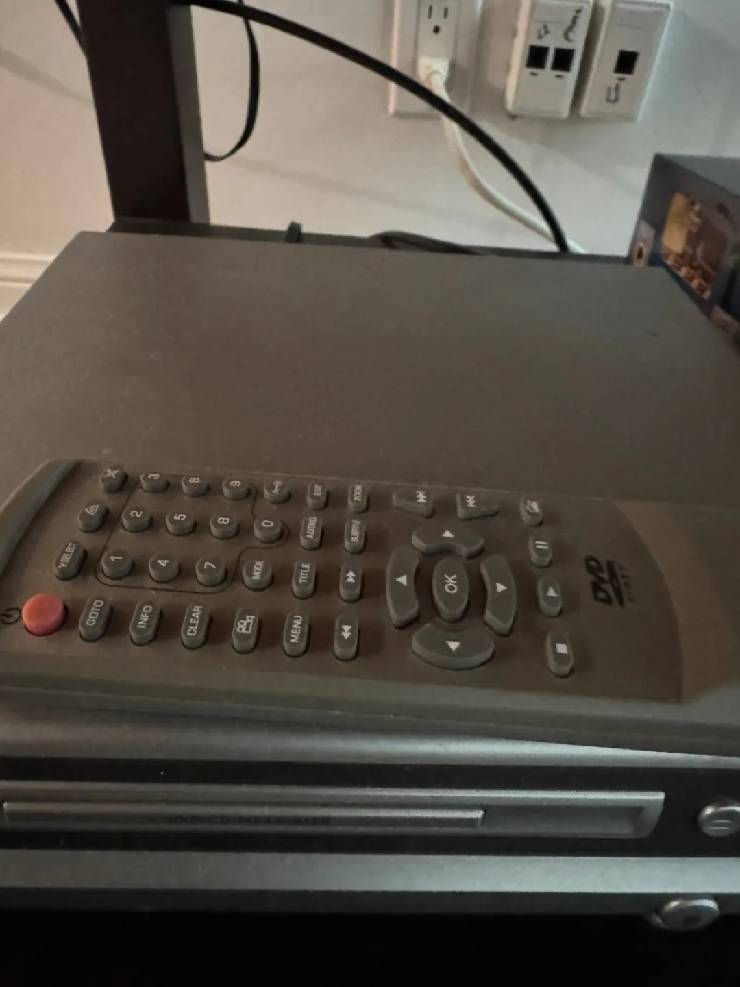 Magnasonic DVD/CD Player with Remote image indicator(3)
