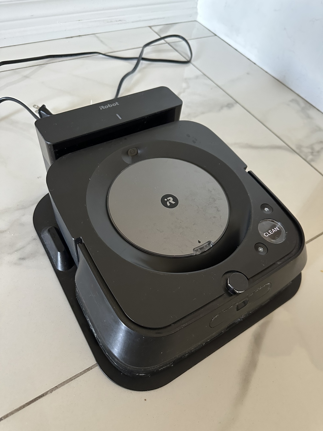 iRobot Braava Jet M6 Robot Mop - photo 2