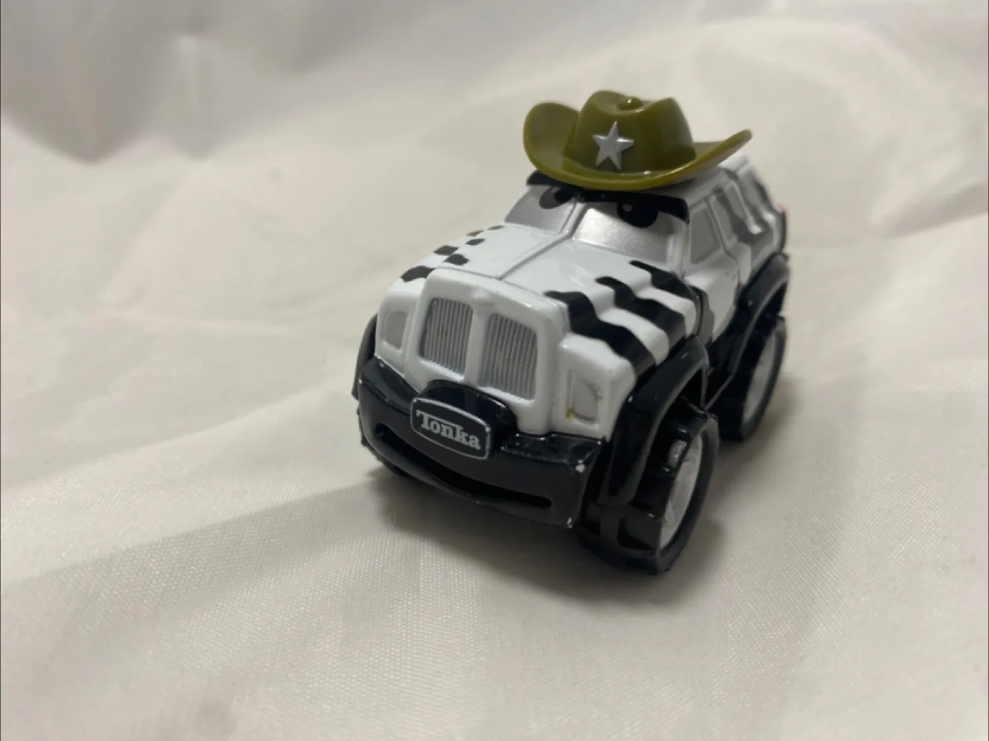 Lil Chuck and Friends SHERIFF Chuck Tonka Maisto image indicator(2)