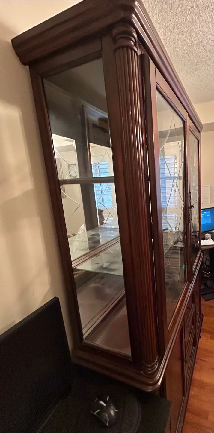 Wooden China Cabinet image indicator(2)