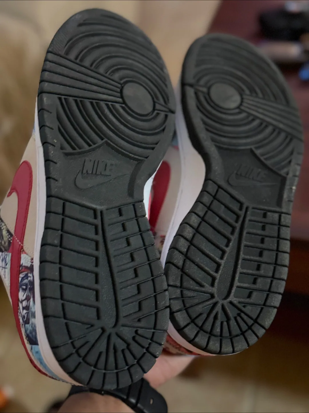 Men’s Nike Paris Dunk Low Size 9.5 not High Jordan image indicator(6)