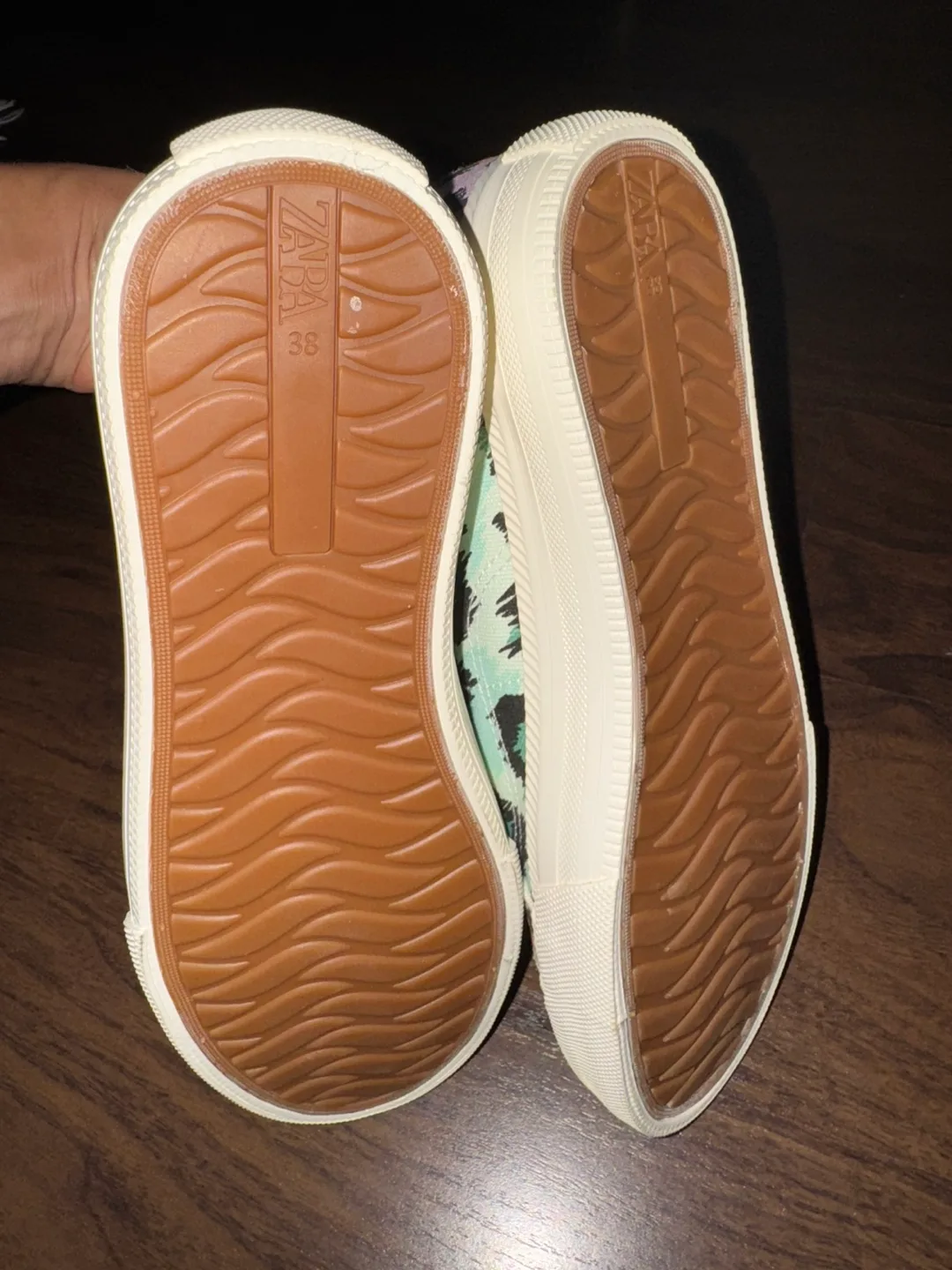 Zara Leopard Print Sneakers - Size 38 image indicator(3)