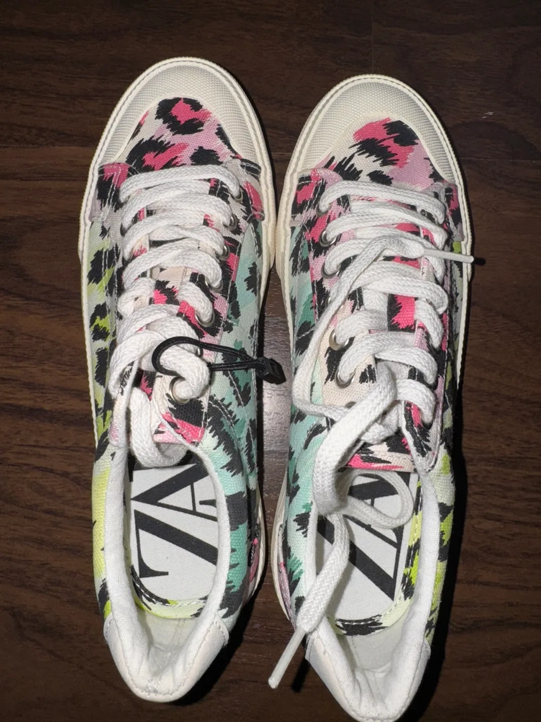 Zara Leopard Print Sneakers - Size 38 image indicator(4)