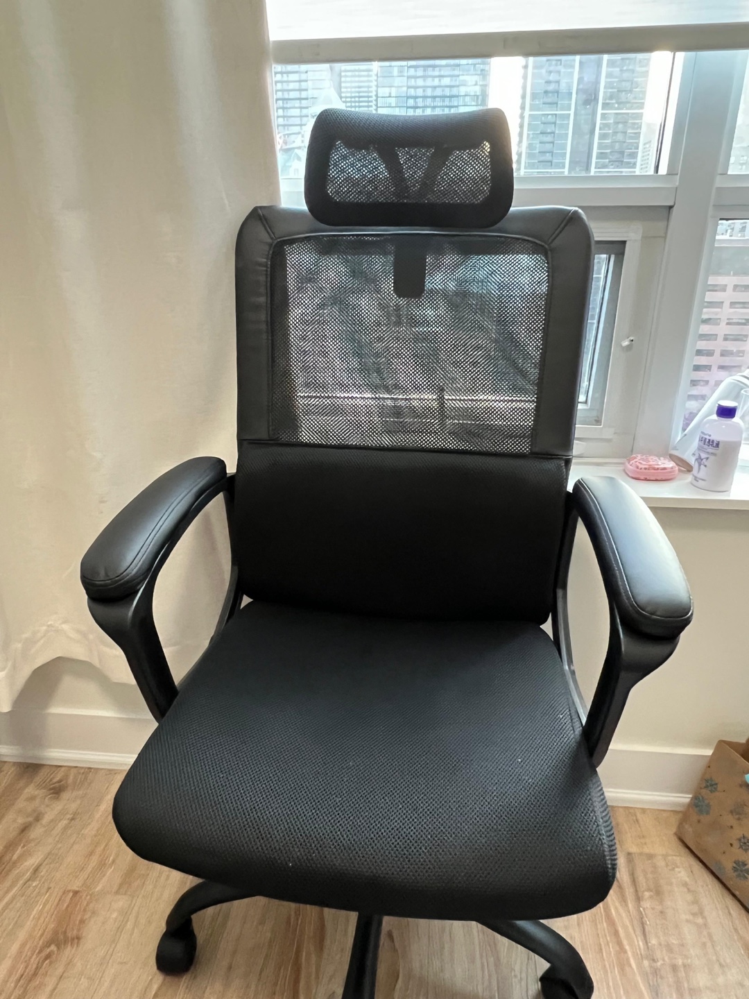Black Office Chair (pick up only)+ shoe rack!!