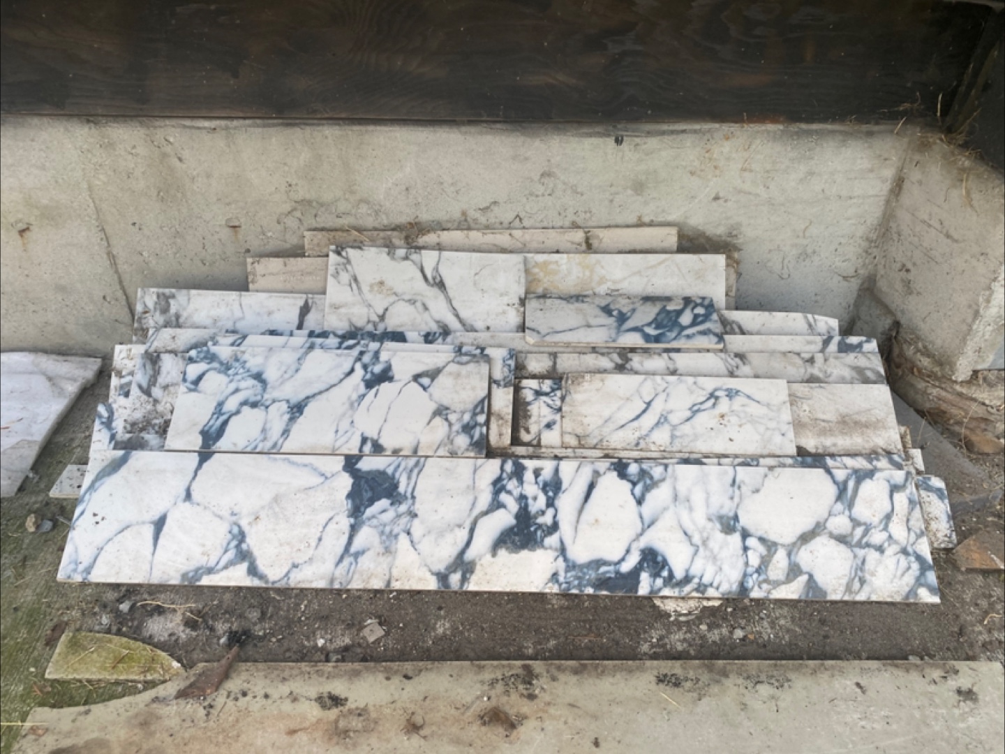 FREE - Marble tile pieces
