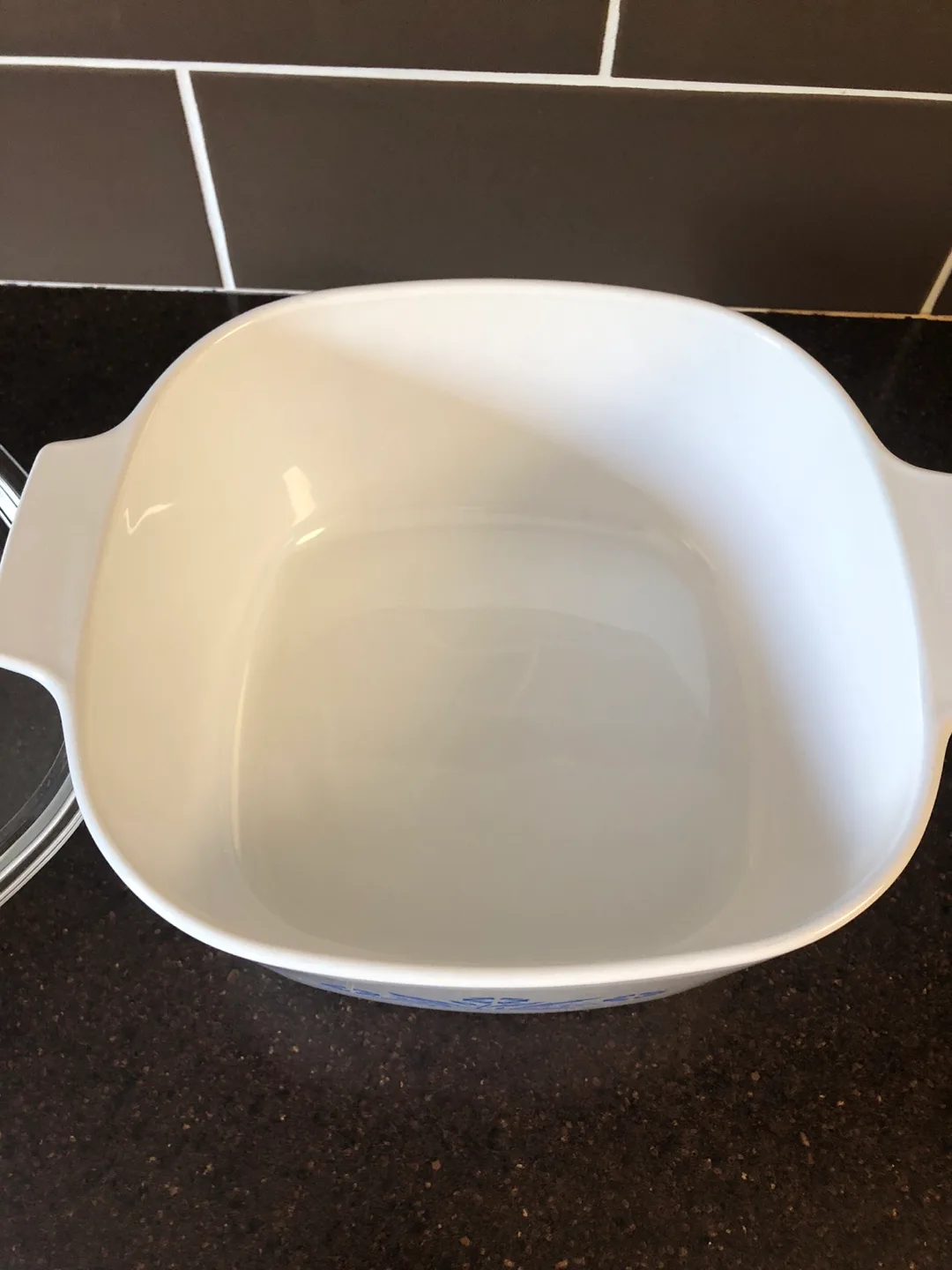 Vintage CorningWare Casserole Dish - 3 Liter image indicator(3)