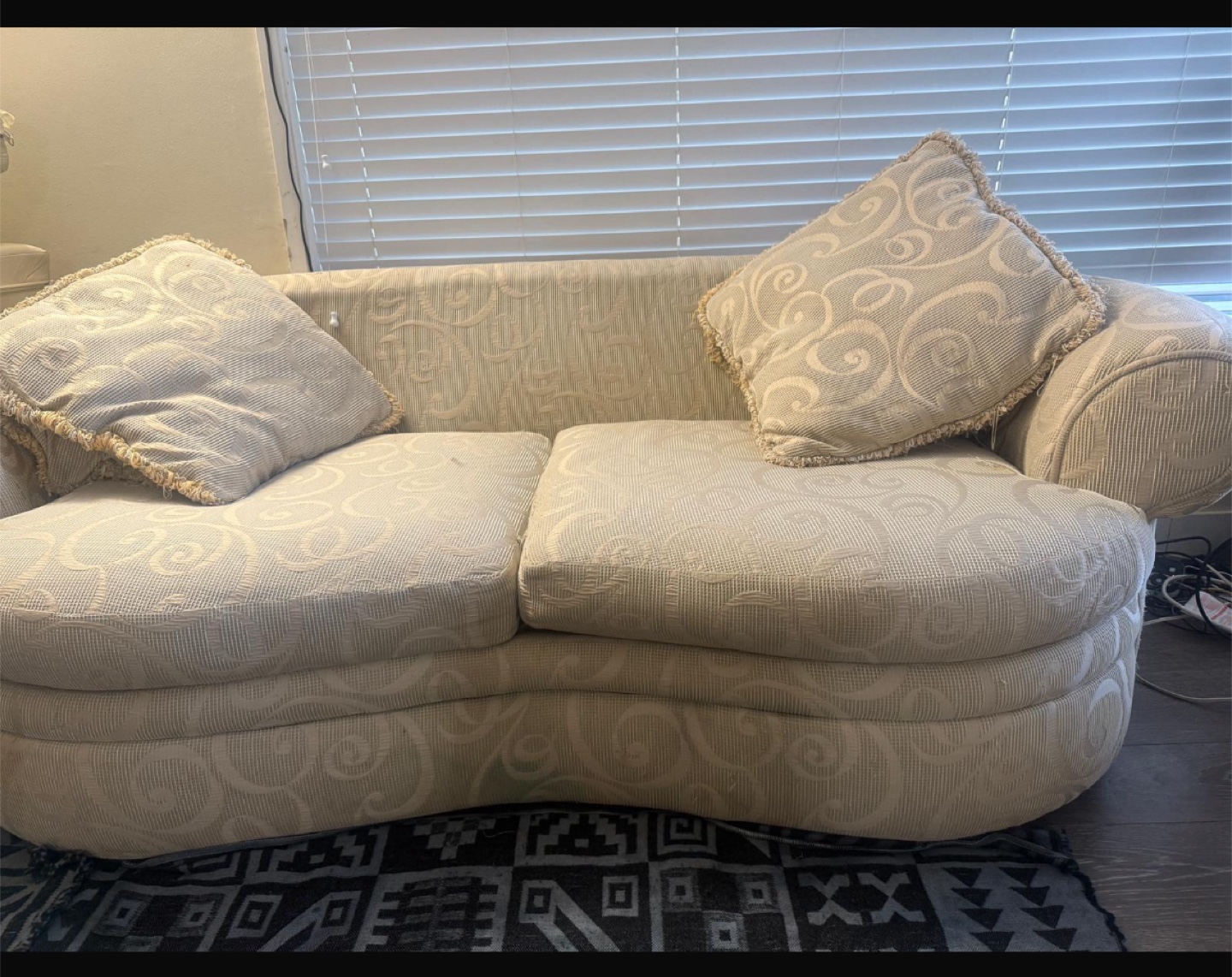 Patterned Loveseat Sofa - photo 2