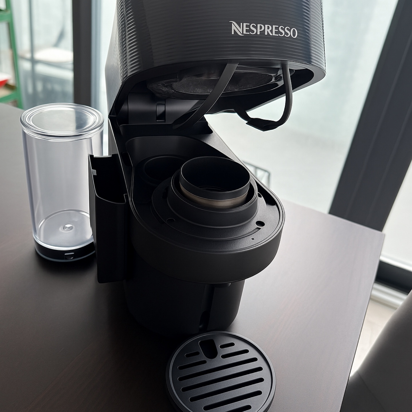 Nespresso Vertuo Pop+ Coffee Machine + Recaps