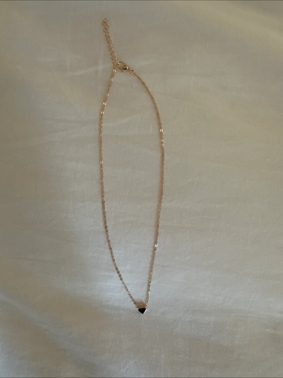 Gold Heart Pendant Necklace image indicator(2)